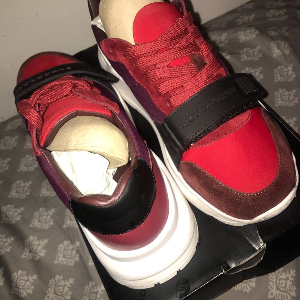 Burberry Regis sneakers